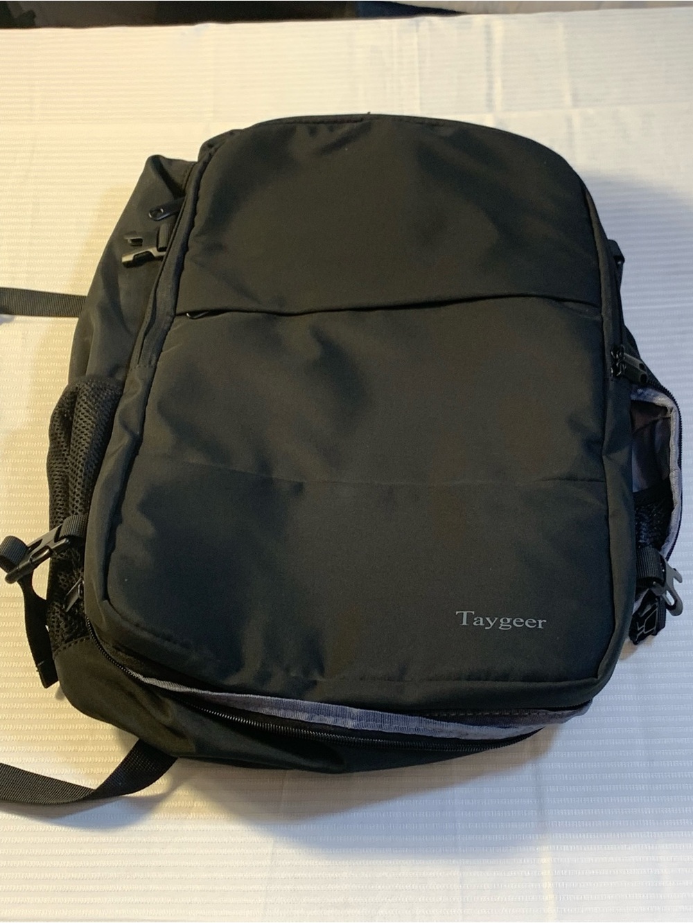 Taygeer 35L Travel Laptop Backpack Airplane Approved Fits 15.6 Inch Laptop. NWOT